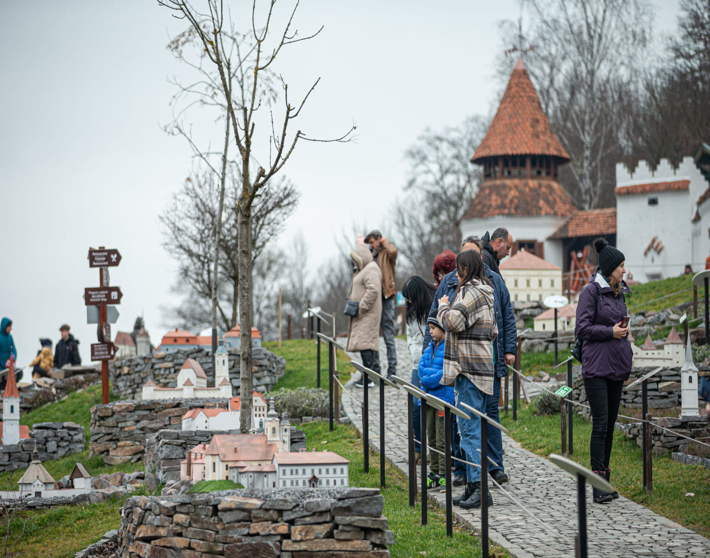 Playful Transylvania 0000 2